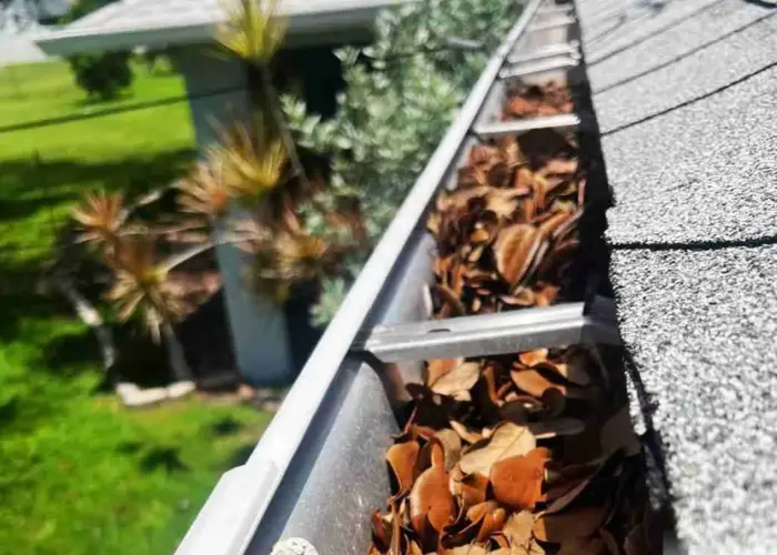 Muskego gutter cleaning home page